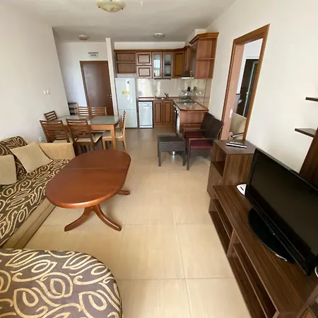아파트호텔 Kamelia Grand Apartments 써니비치