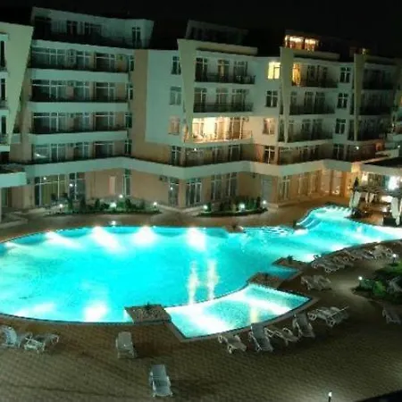 아파트호텔 Kamelia Grand Apartments *